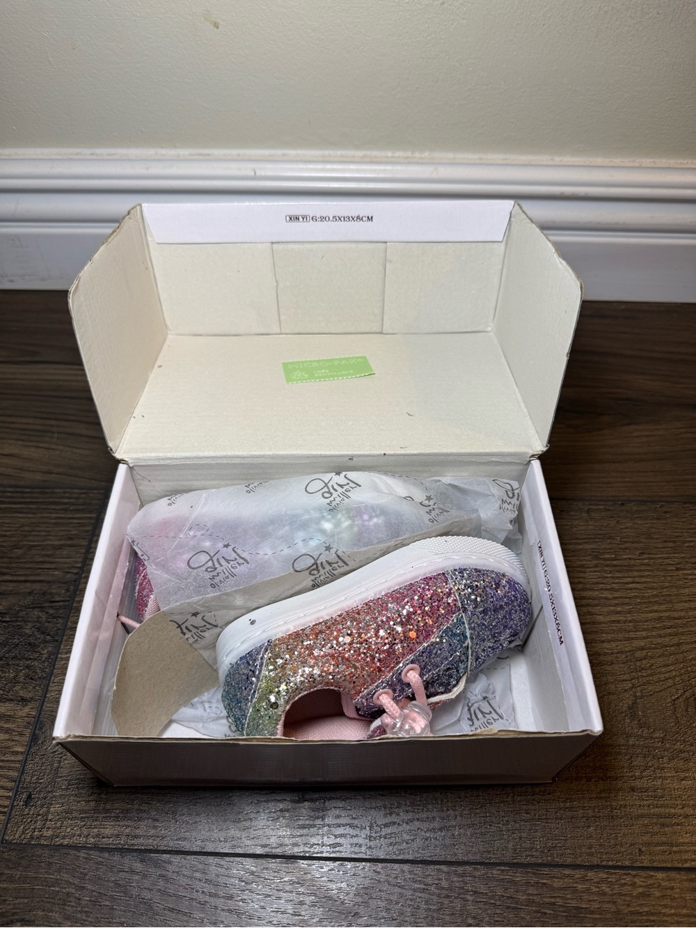 Olivia Miller Girl Kids Toddler Rainbow Glitter Shoelace Sneakers Size 5 NWT - Picture 2 of 8